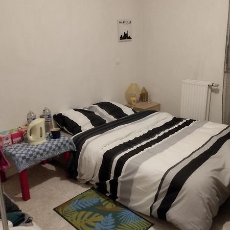 Cozy Chambre En Clichy, Tout Pres De Paris מראה חיצוני תמונה
